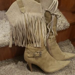 Ladies High Heel fringe boots size 9 worn once.